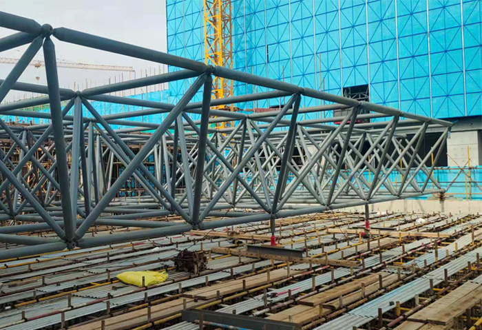 黄浦高铁东总部基地2号楼网架